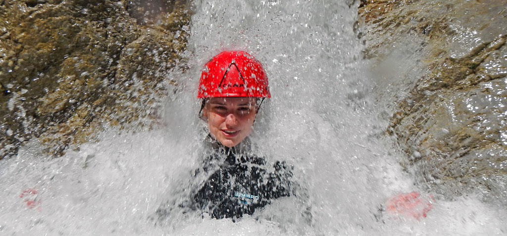 Rafting und Canyoning Abenteuer Wochenende für Familien