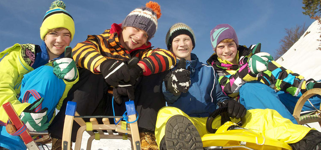 Familien Winter Erlebnis Urlaub in der Ötztal Region
